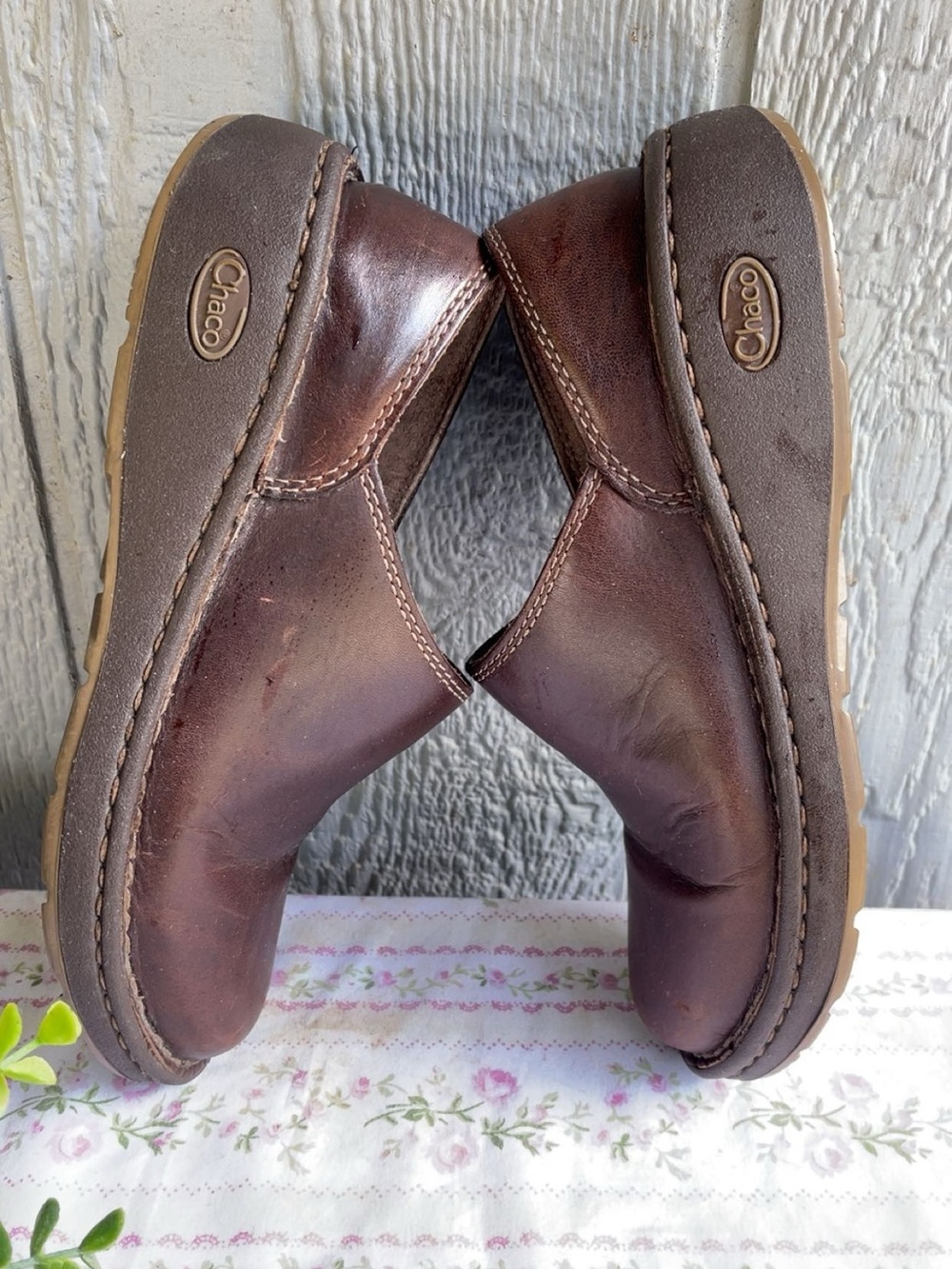 Chaco Vibram Women’s Brown Leather Slip-On Shoes
